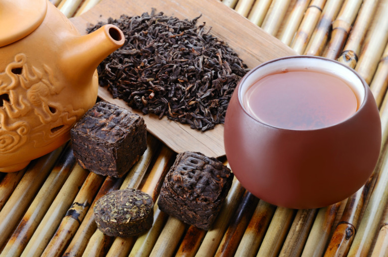 プーアル茶の効果効能 カフェインは含むの ダイエット効果も Food For Well Being かわしま屋のwebメディア