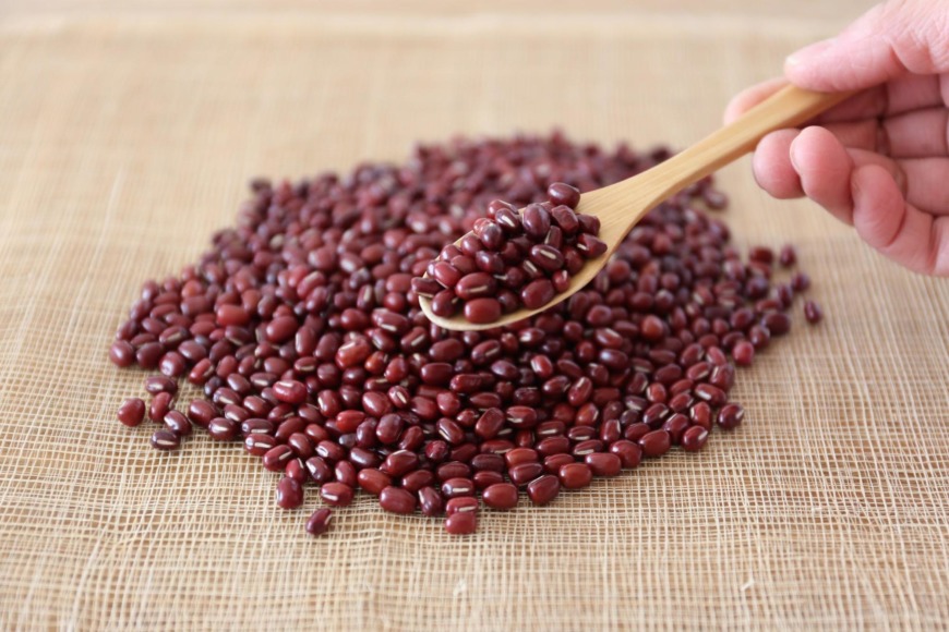 国産の小豆と輸入の小豆では、どのような違いがあるのでしょうか？