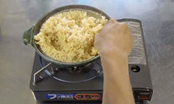 土鍋での玄米の炊き方5